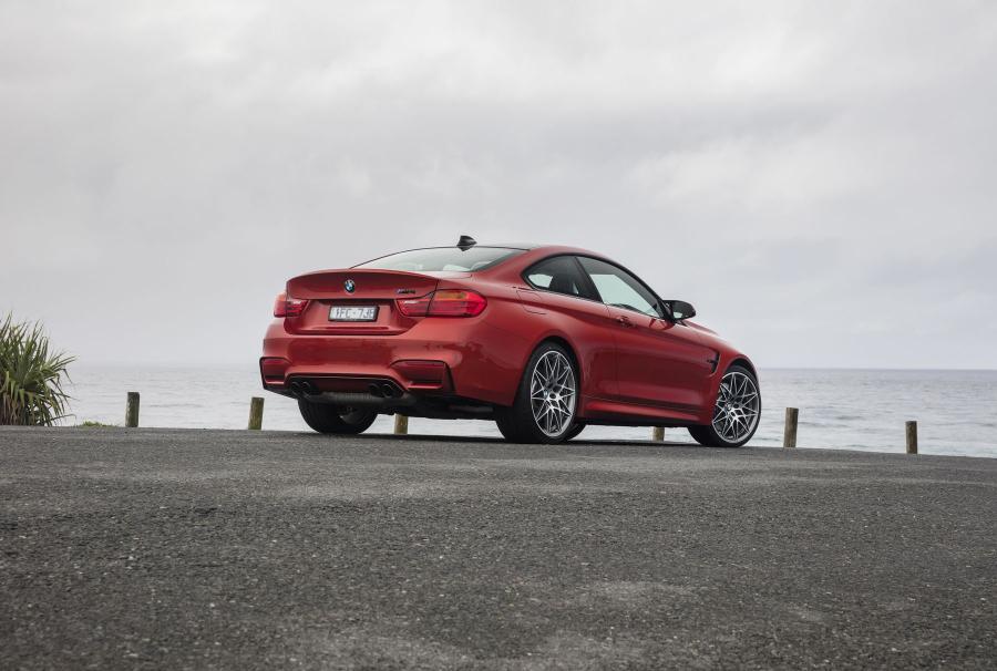  BMW M4 Coupe Competition Package 2016 года  (AU) (фото 14 из 41)